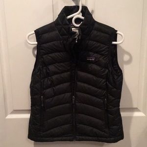 Patagonia lightweight puffer vest